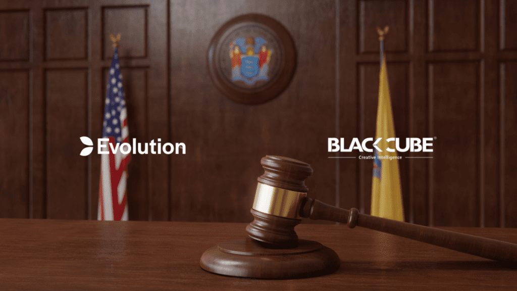 Evolution vs Blackcube