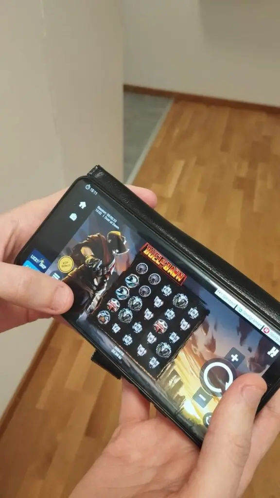 Vår testare spelar Hacksaws succéspel Duel at Dawn.